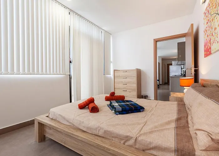 Daire Perfect Seaview Penthouse St. Paul's Bay